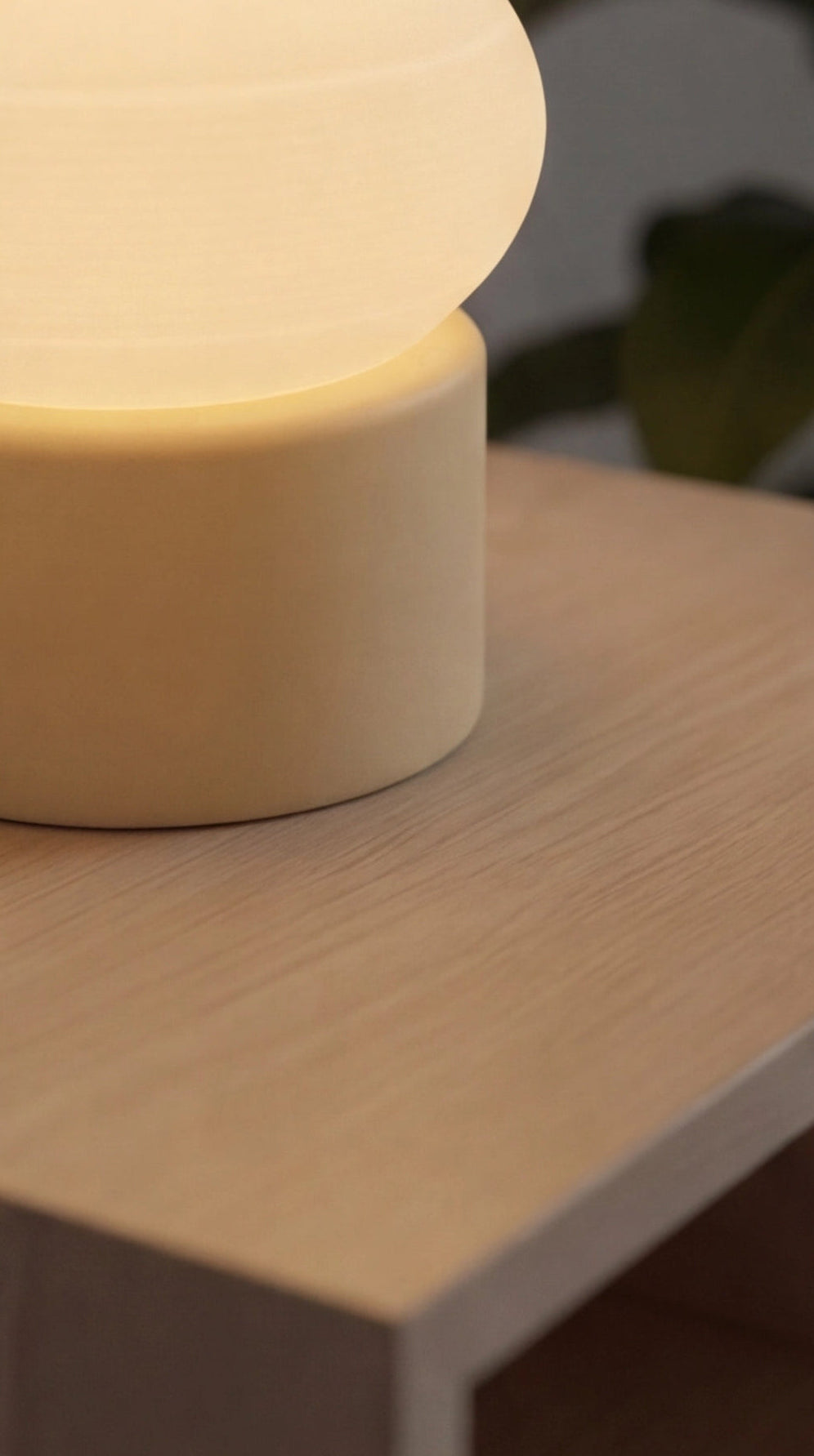 Mochi Table Lamp