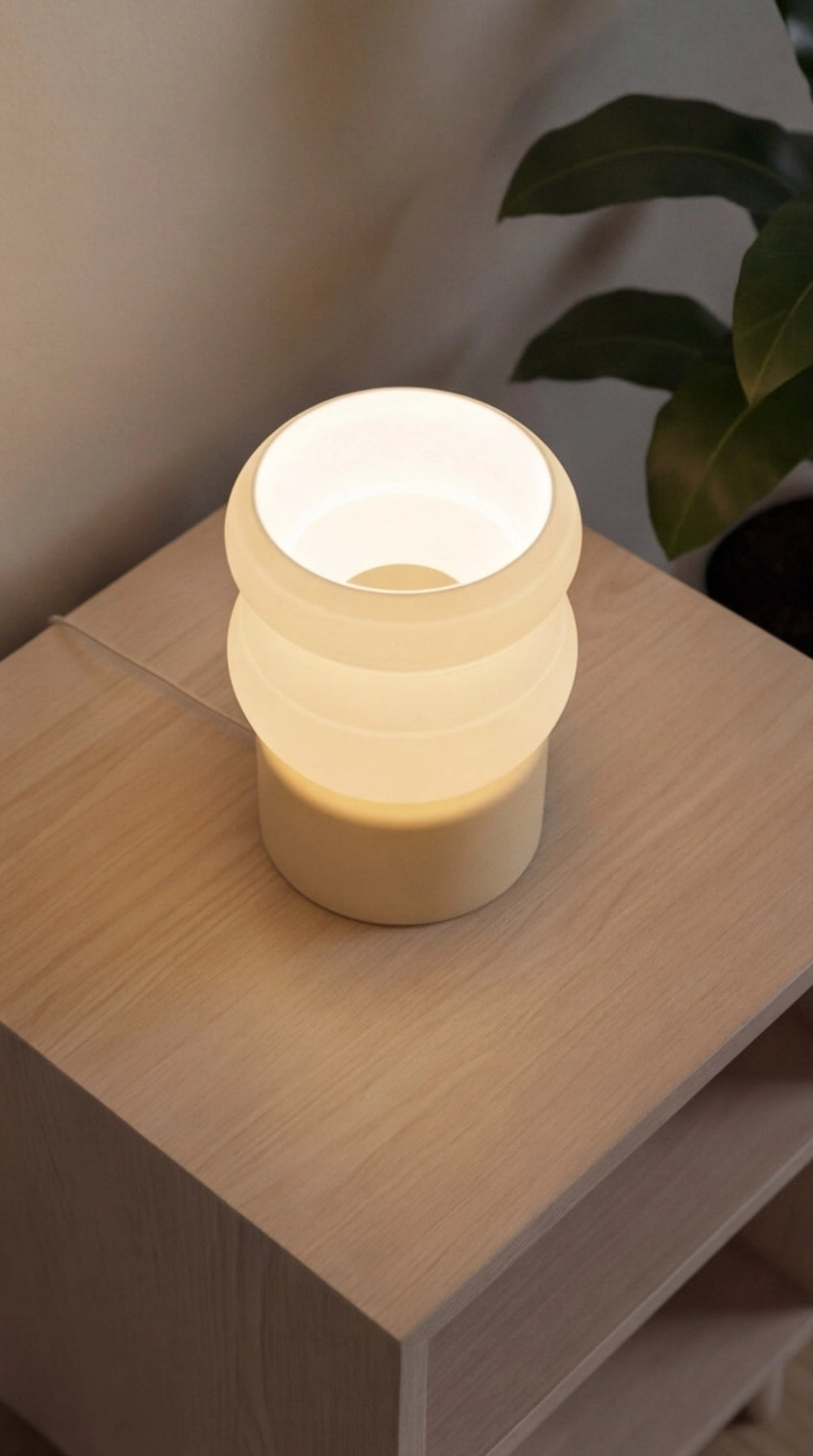 Mochi Table Lamp